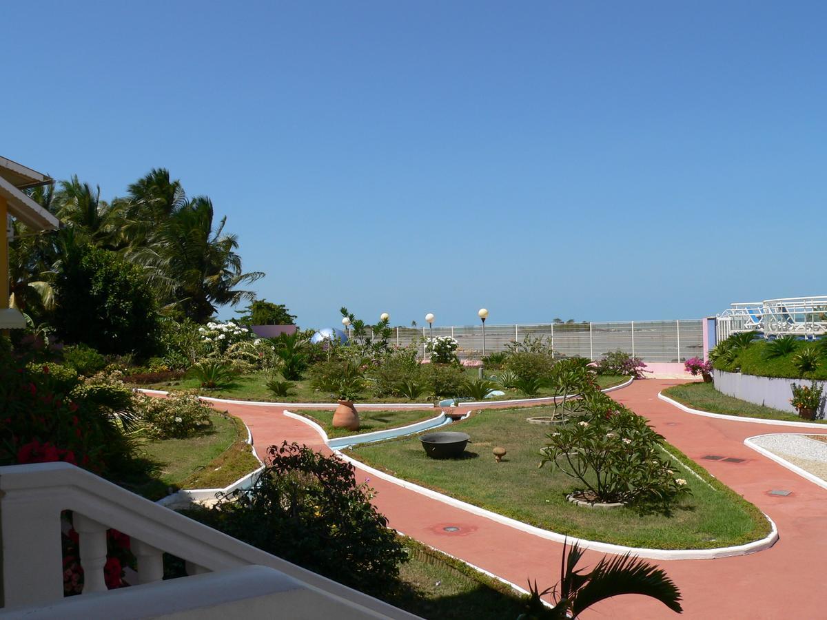 Appart' Hotel Montjoyeux Les Vagues Cayenne Dış mekan fotoğraf