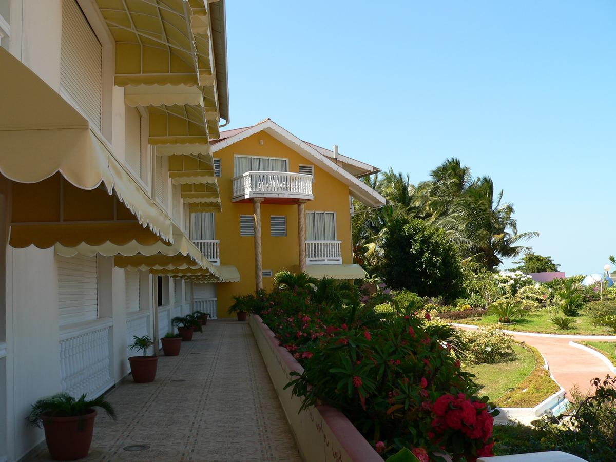 Appart' Hotel Montjoyeux Les Vagues Cayenne Dış mekan fotoğraf